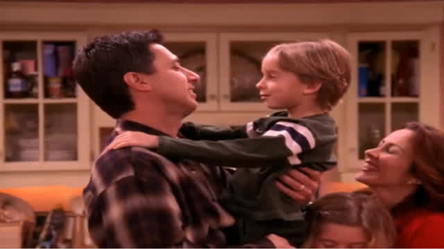 Everybody Loves Raymond S07E13 Somebody Hates Raymond