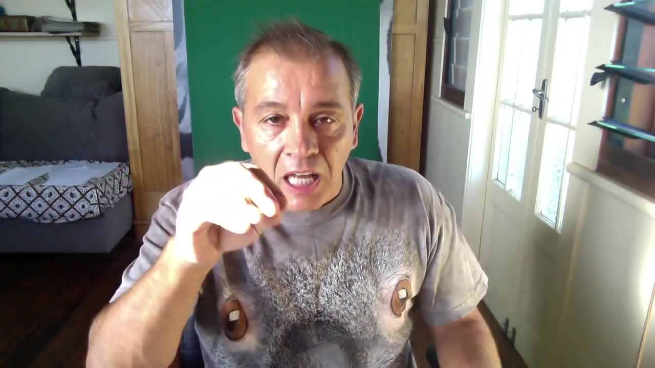 Guerra de Divas 15: Dross y su ironico sentido del ridiculo.