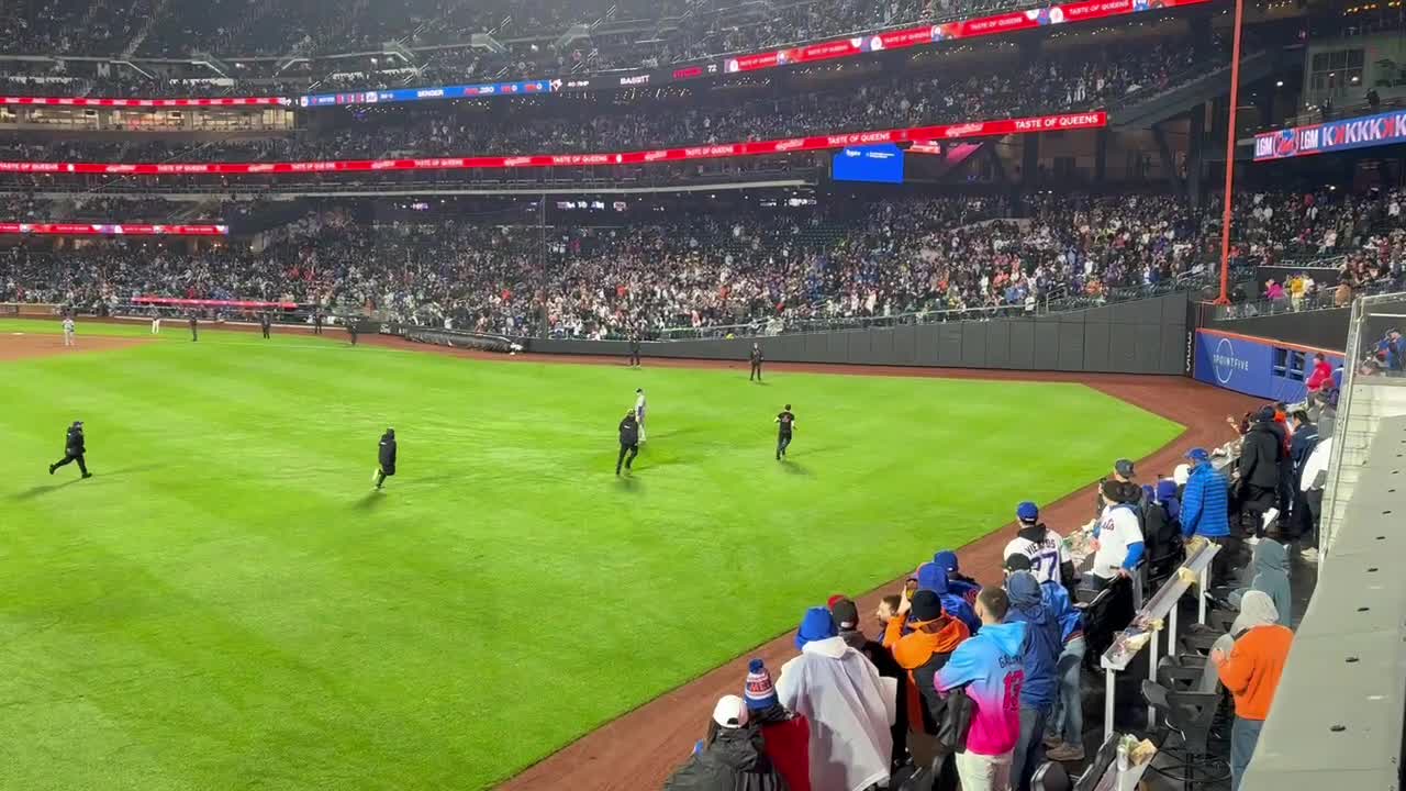 Idiot runs on the field of play + TV/Radio feeds