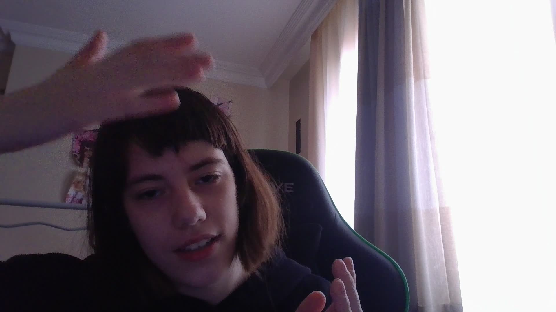 Listened to the demons and cutted my hair... Listened to the demons and cutted my hair...