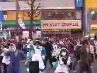 IRL Haruhi dance in Akihabara