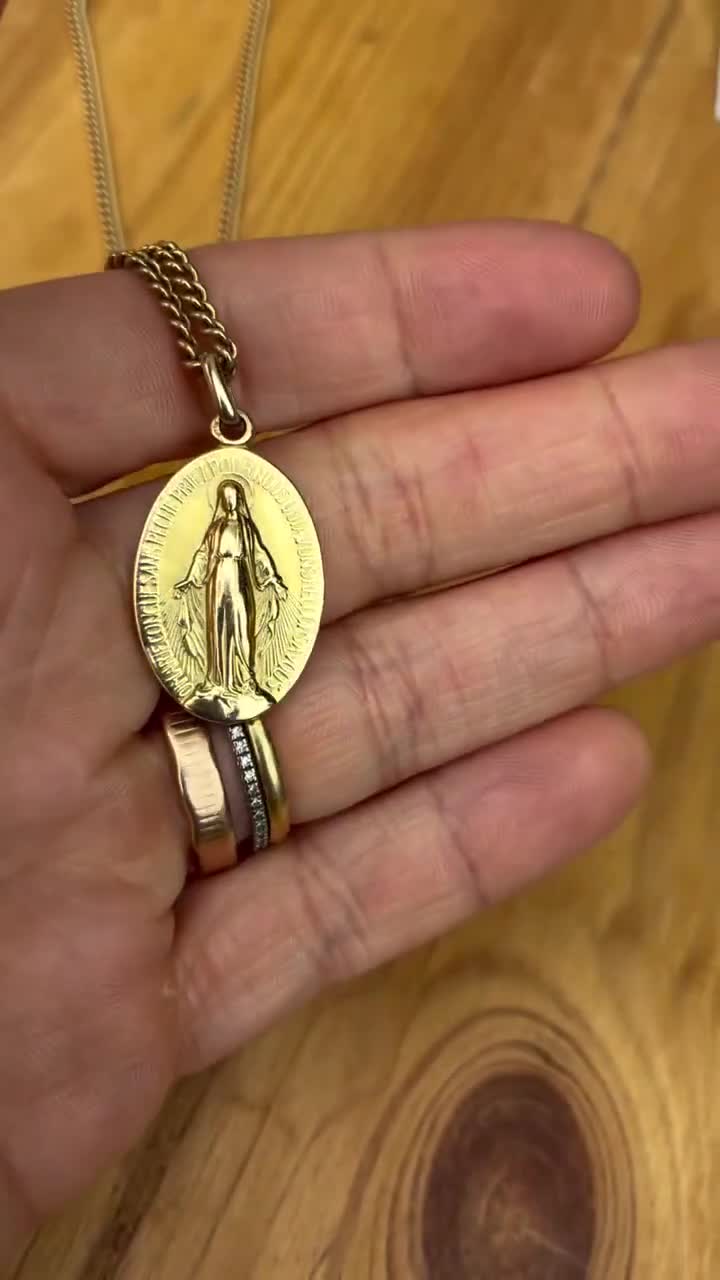 La médaille miraculeuse !