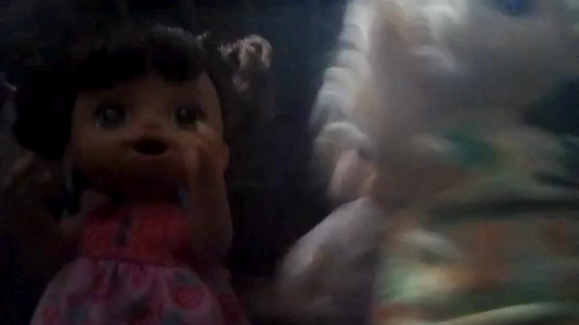 I know this is an old vid but tf is happening I know this is an old vid but tf is happening