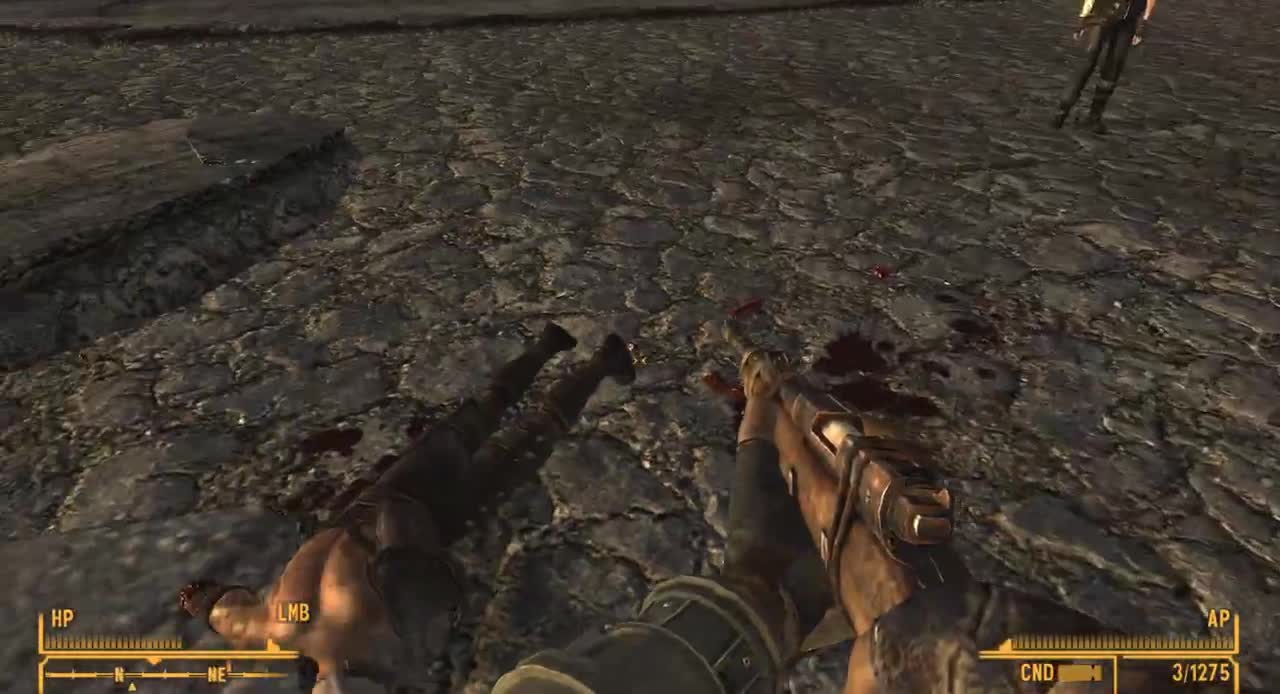 Kind New Vegas local gives cpr to a homeless man