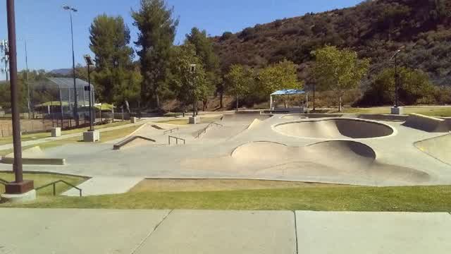 Trying Out McVicker Canyon Skatepark