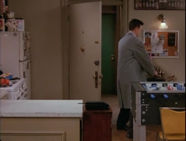 Friends - S02E19 - Friends - s02e19 - The One Where Eddie Won't Go