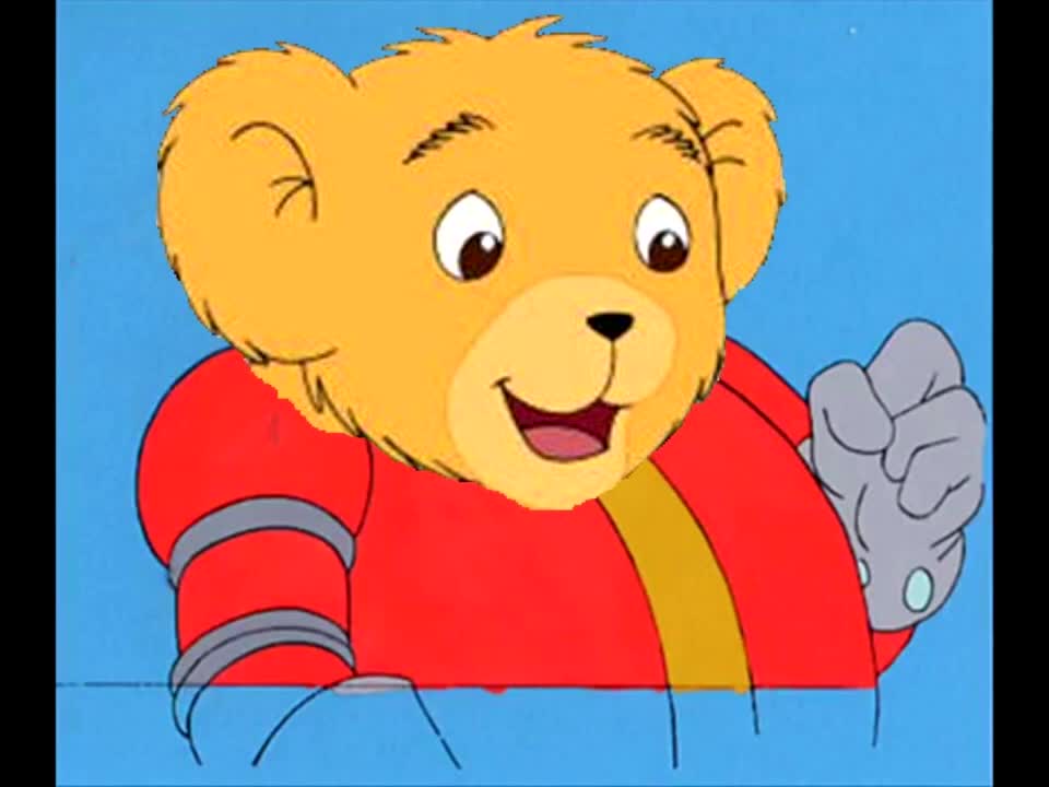 THIS VIDEO CONTAINS SCRATCHED MY ELBOW