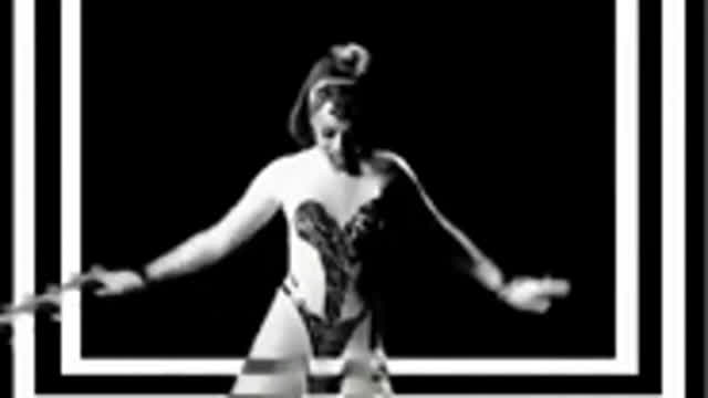 Deee-Lite - Good Beat (1990)