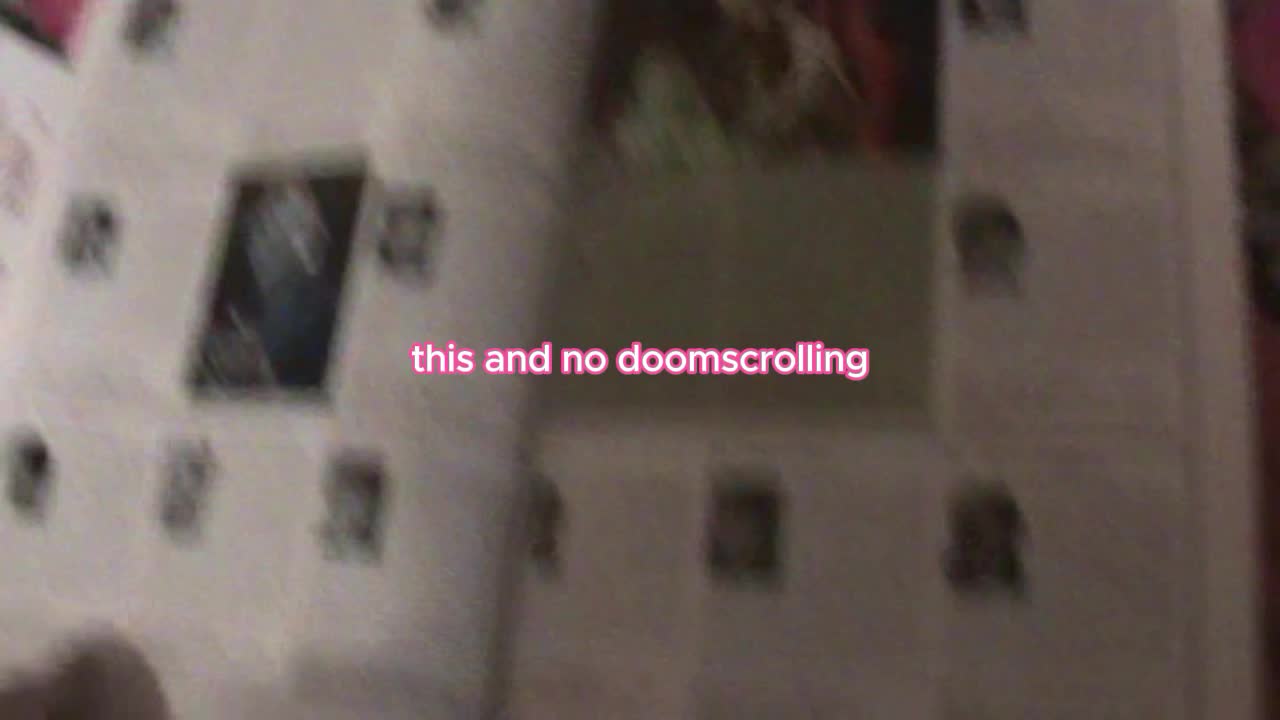 the secret of my mental balance has been revealed ;)