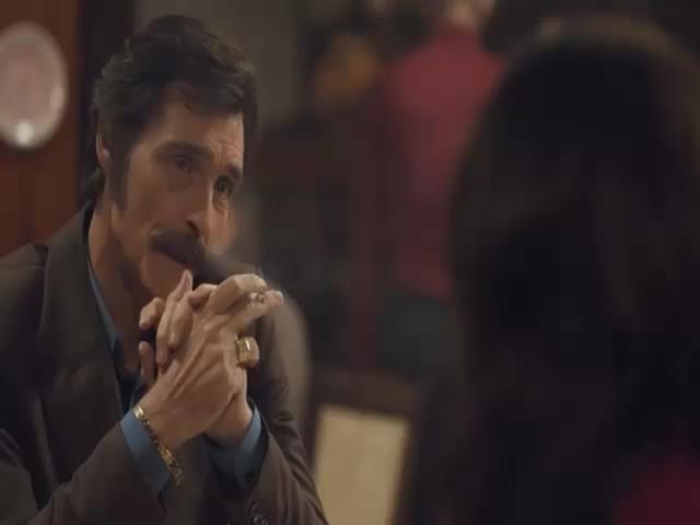 YALAN DÜNYADA