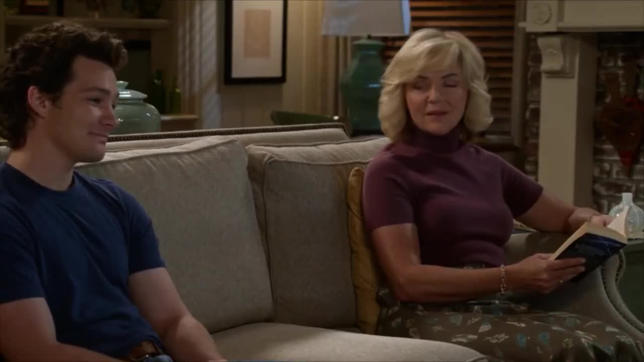 georgie and mandys first marriage season 1 episode 01 the 610 to lubbock 480 georgie and mandys first marriage season 1 episode 01 the 610 to lubbock 480