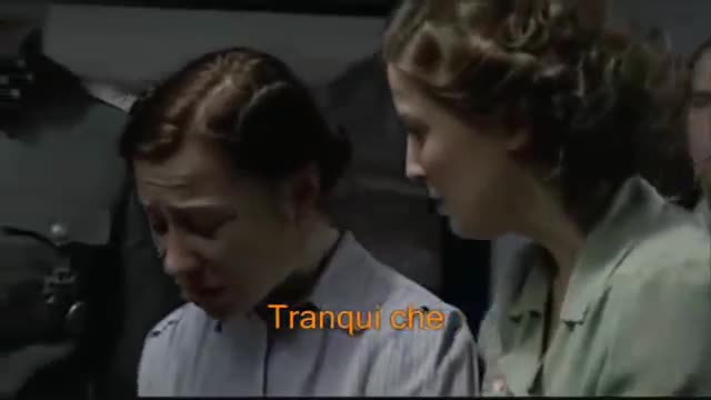 A Hitler le saltan las 3 luces rojas