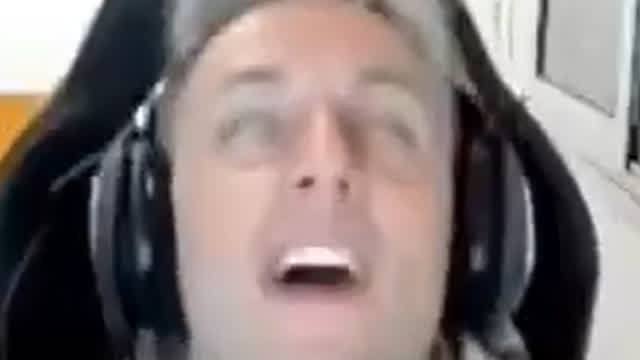 Momo fantasea con Ibai