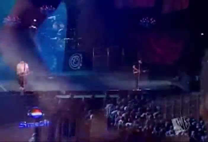 Blink-182 - I Miss You (Live at Pepsi Smash 2004) Blink-182 - I Miss You (Live at Pepsi Smash 2004)