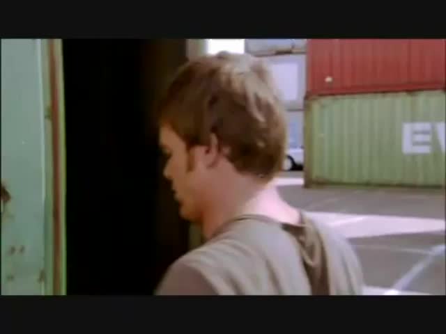 Doakes throws a surprise party for Dexter