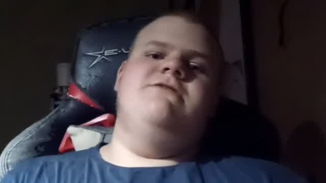 Skibidicoffee makes a Ronnie mcnutt joke in 2025 like every nigga is gonna be his friend now