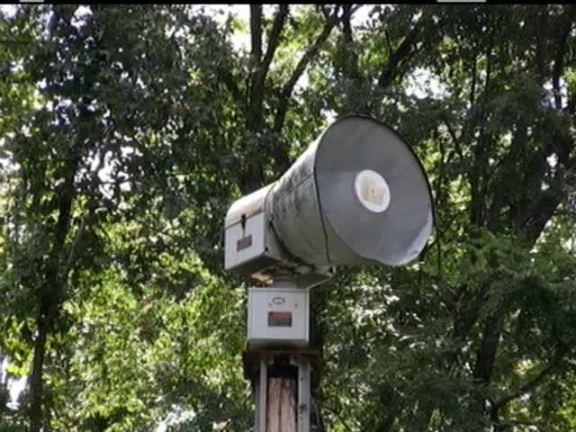 Federal Signal 2001-DC alert test. Germantown, Tennessee