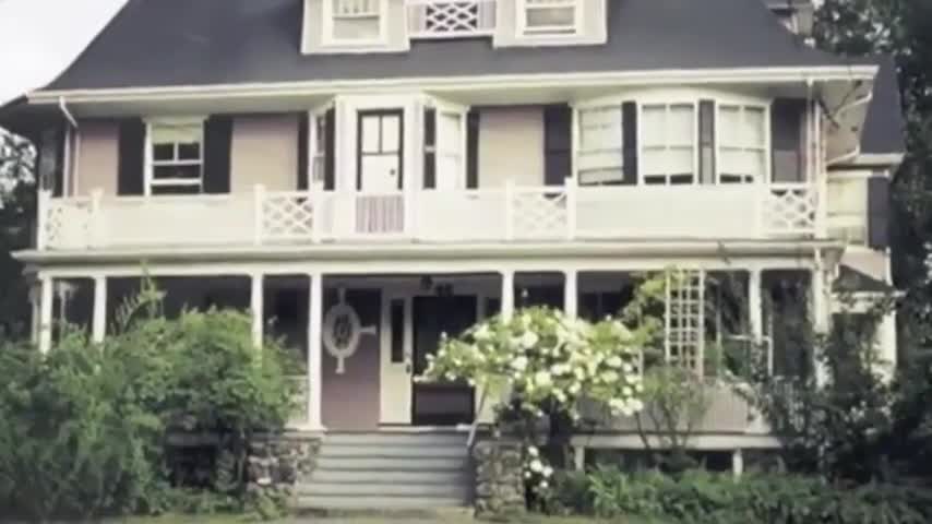 @DieselDucy has too many cameras!! @DieselDucy has too many cameras!!