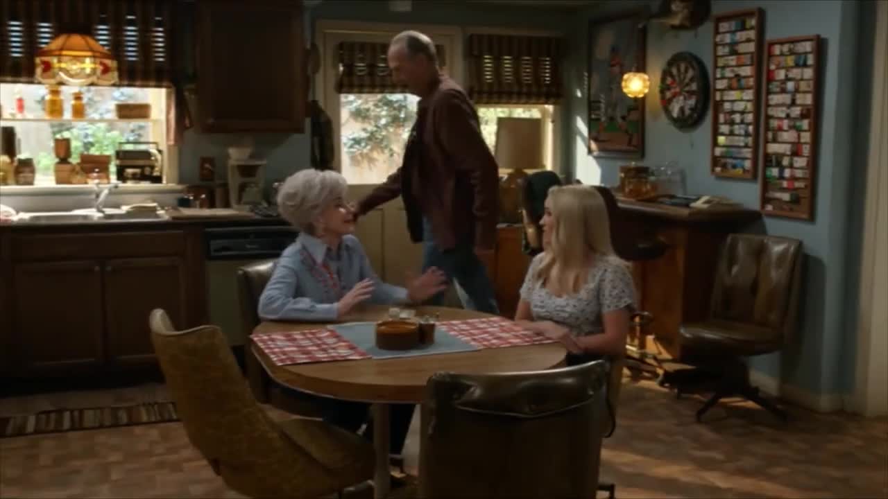 georgie and mandys first marriage season 1 episode 19 snitch v deadbeat 480 georgie and mandys first marriage season 1 episode 19 snitch v deadbeat 480