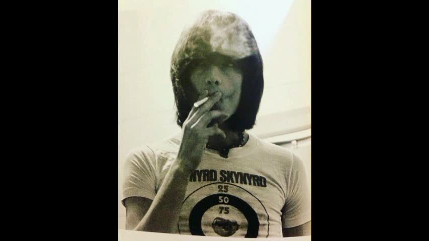 Creepypasta Loquendo Soy un hada déjame entrar