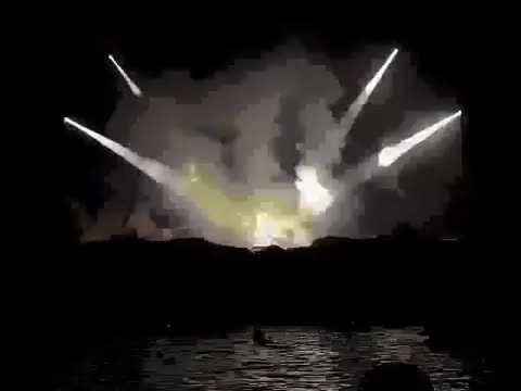 Mokey Maus fricking dies