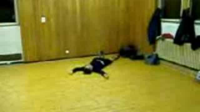 If you watch this 100 times you'll still laugh !