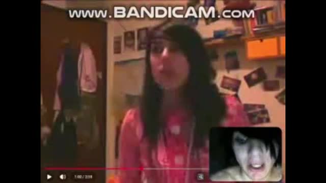 RAGAZZO EMO REAGISCE A SUSY LA RAGAZZA TRUZZA!!! RAGAZZO EMO REAGISCE A SUSY LA RAGAZZA TRUZZA!!!