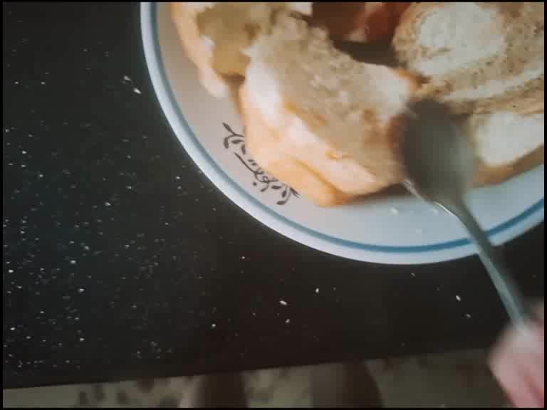 this is cooking pizza bread kechup tomato Carlos furry