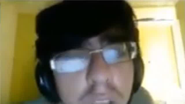 Bronce V discute con un narco