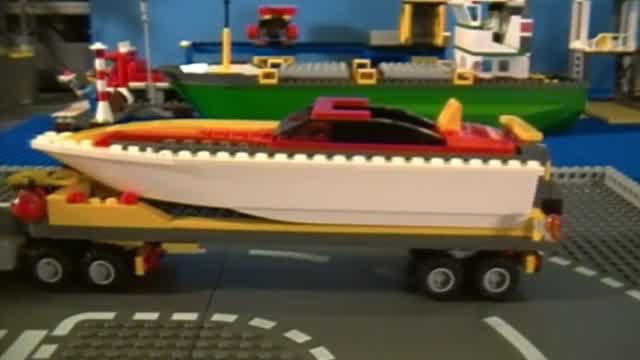 Lego 4643 ‧ Power Boat Transporter - City, Harbor Review