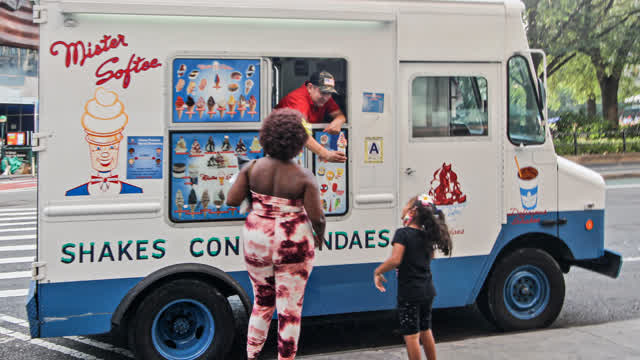 RAVEN-SYMONE PUTS SAMUEL ATHERTON AND ALL DEF LADY TO JAIL!!!!!!!!!!!!!!!!! RAVEN-SYMONE PUTS SAMUEL ATHERTON AND ALL DEF LADY TO JAIL!!!!!!!!!!!!!!!!!