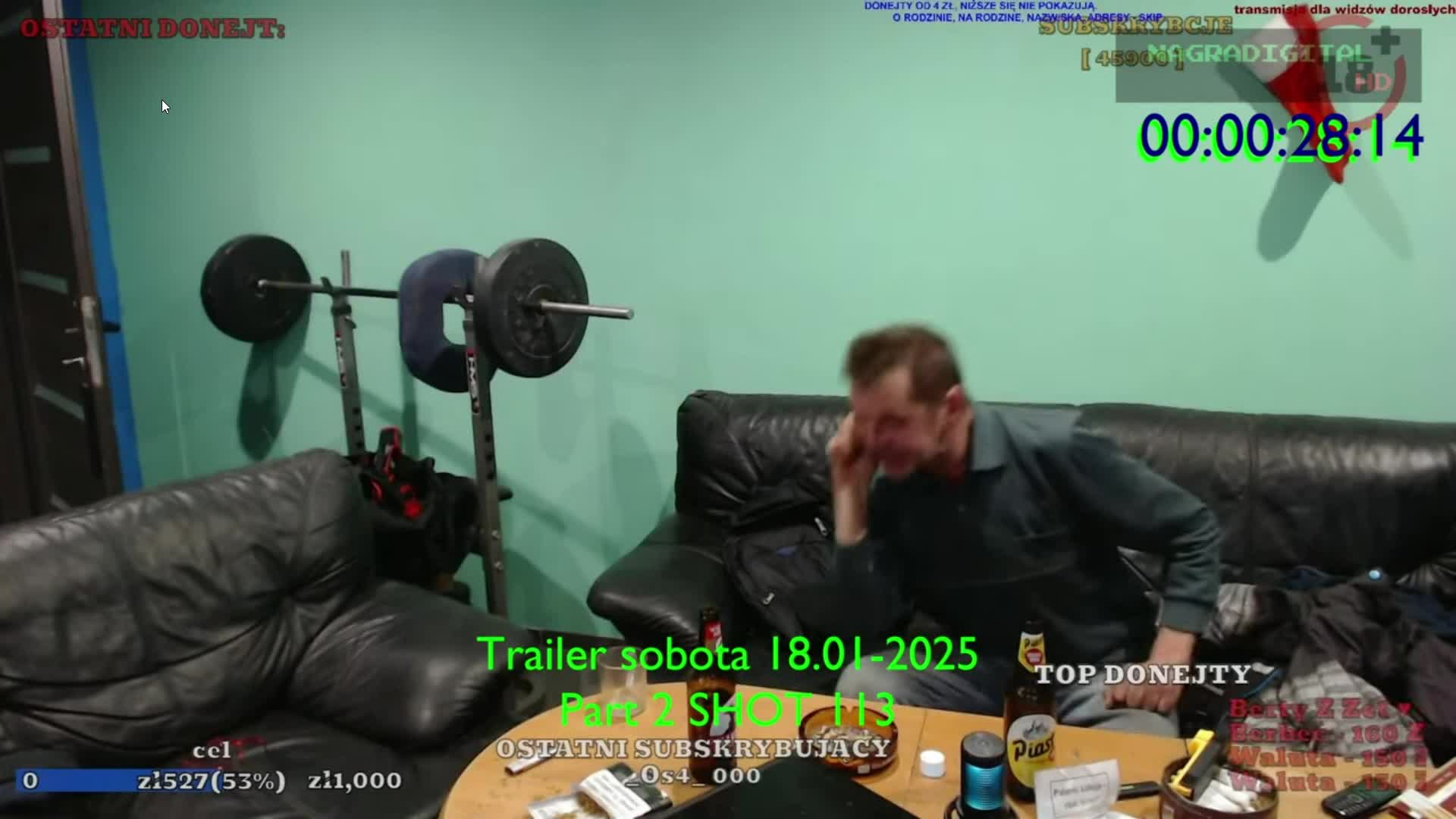 bystrzaktv Tajfunowi głowa lata podczas kłótni z widzem