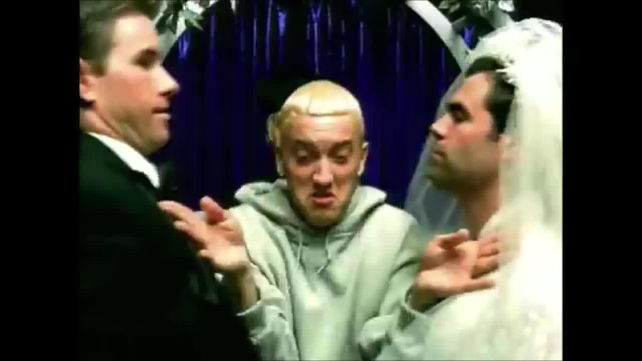 Weird Al Yankovic, Kevin And Bean - The Real Slim Santa Weird Al Yankovic, Kevin And Bean - The Real Slim Santa