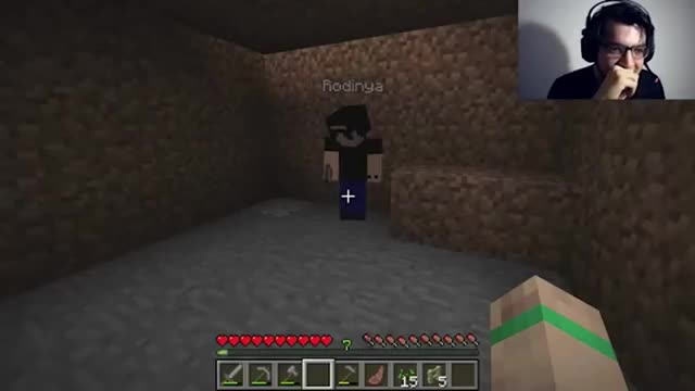 Tunç Videoda uyuyor kaldı xD