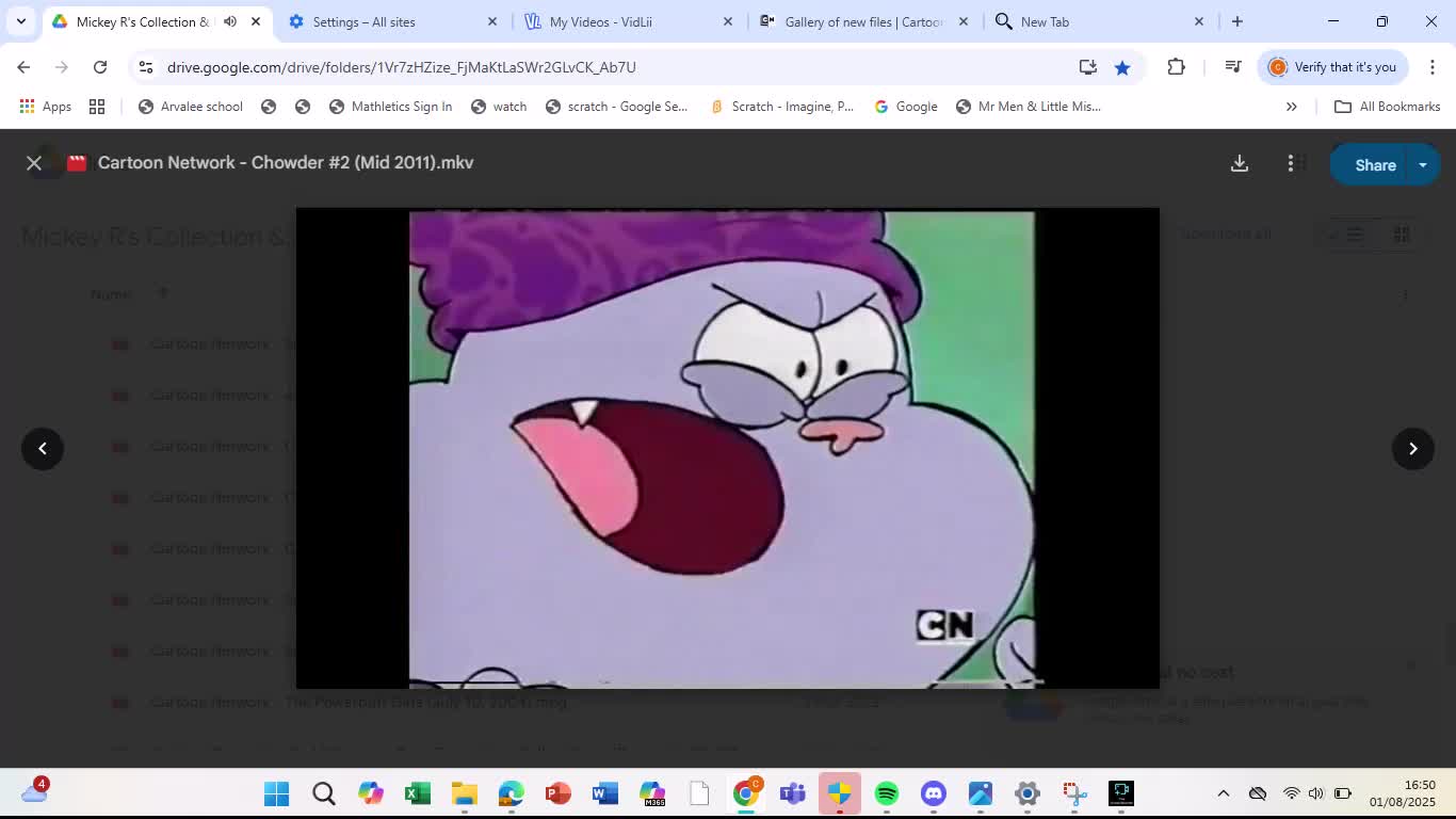Paint the Town - Chowder