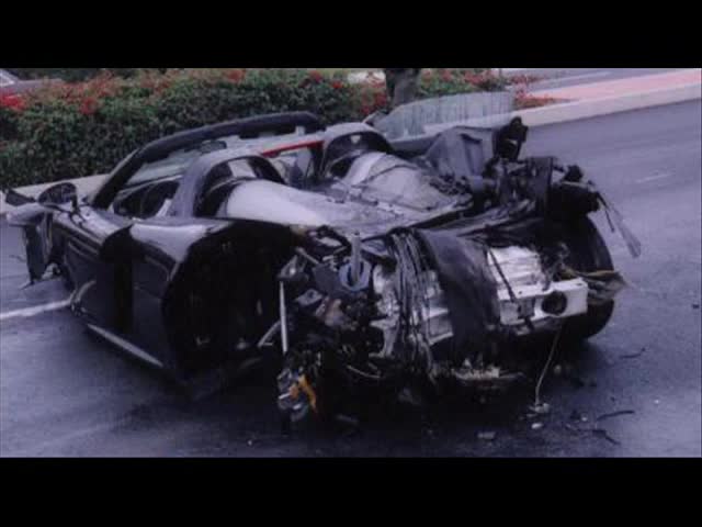 Painful accidents of exotics cars
