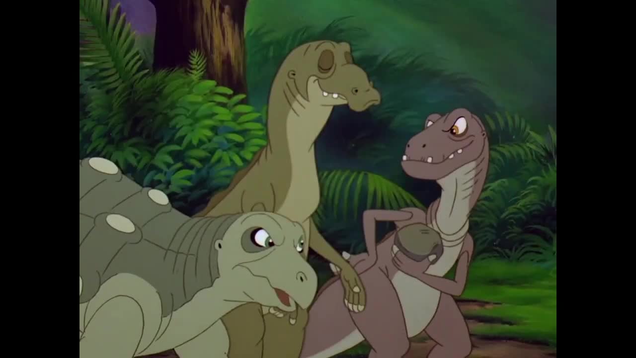 YouTube Poop： Gordon Shumway Does Not Eat Hello Kitty Because She Is Not a Cat. She Is a Little Girl