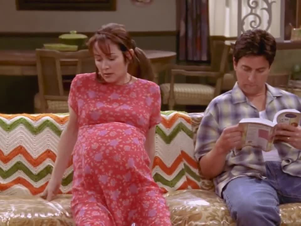 Everybody Loves Raymond S05E25 Ally's Birth