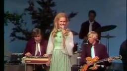 Lynn Anderson - Rose Garden