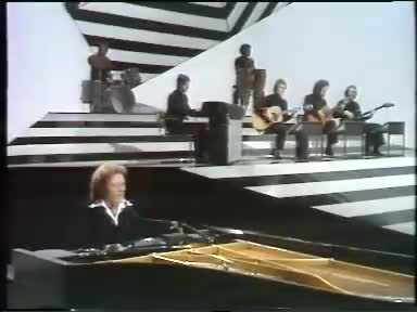 Gilbert O'Sullivan - Alone Again (Naturally)