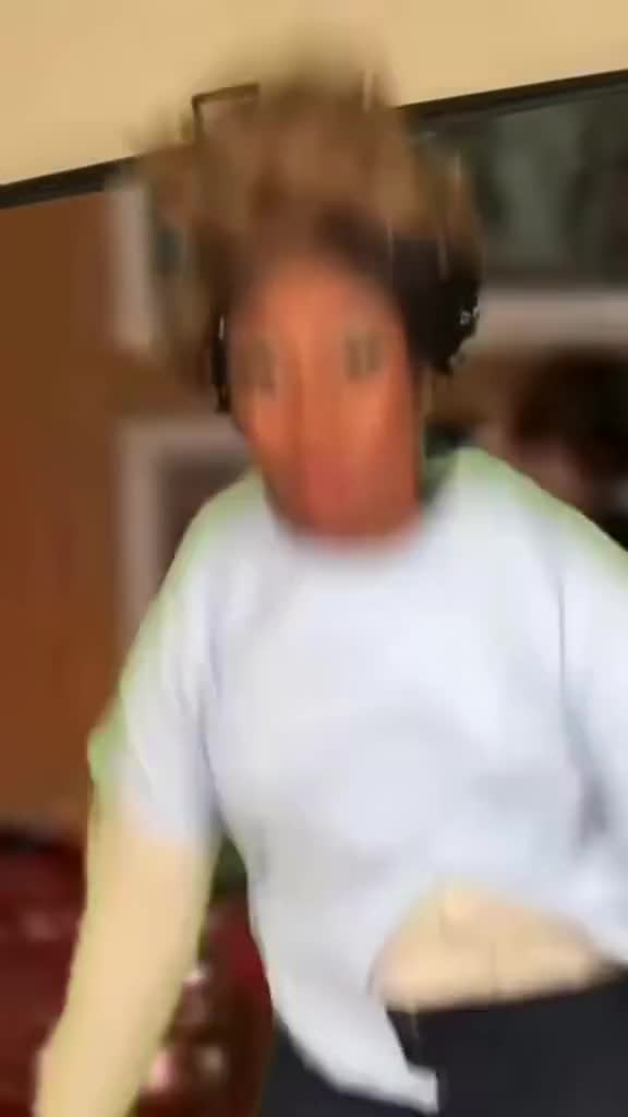 Victorious Transitions: The Squeakquel