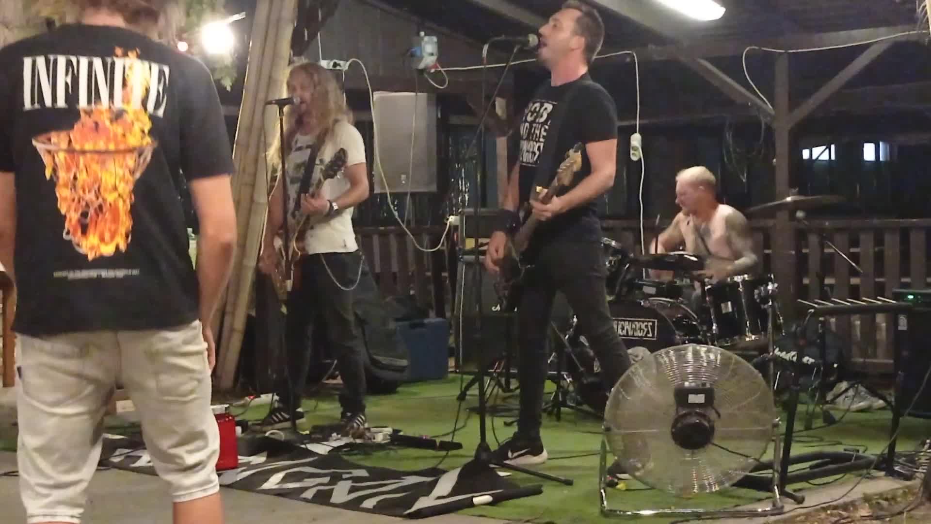 Jatagán ¦ Fognám a kezed - élőben