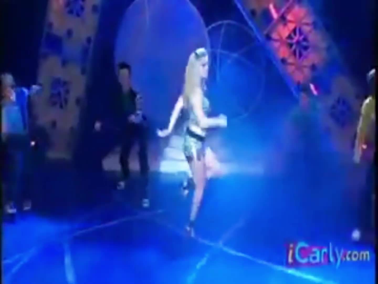 Ginger Fox - Number One (Live from PMA's) Ginger Fox - Number One (Live from PMA's)