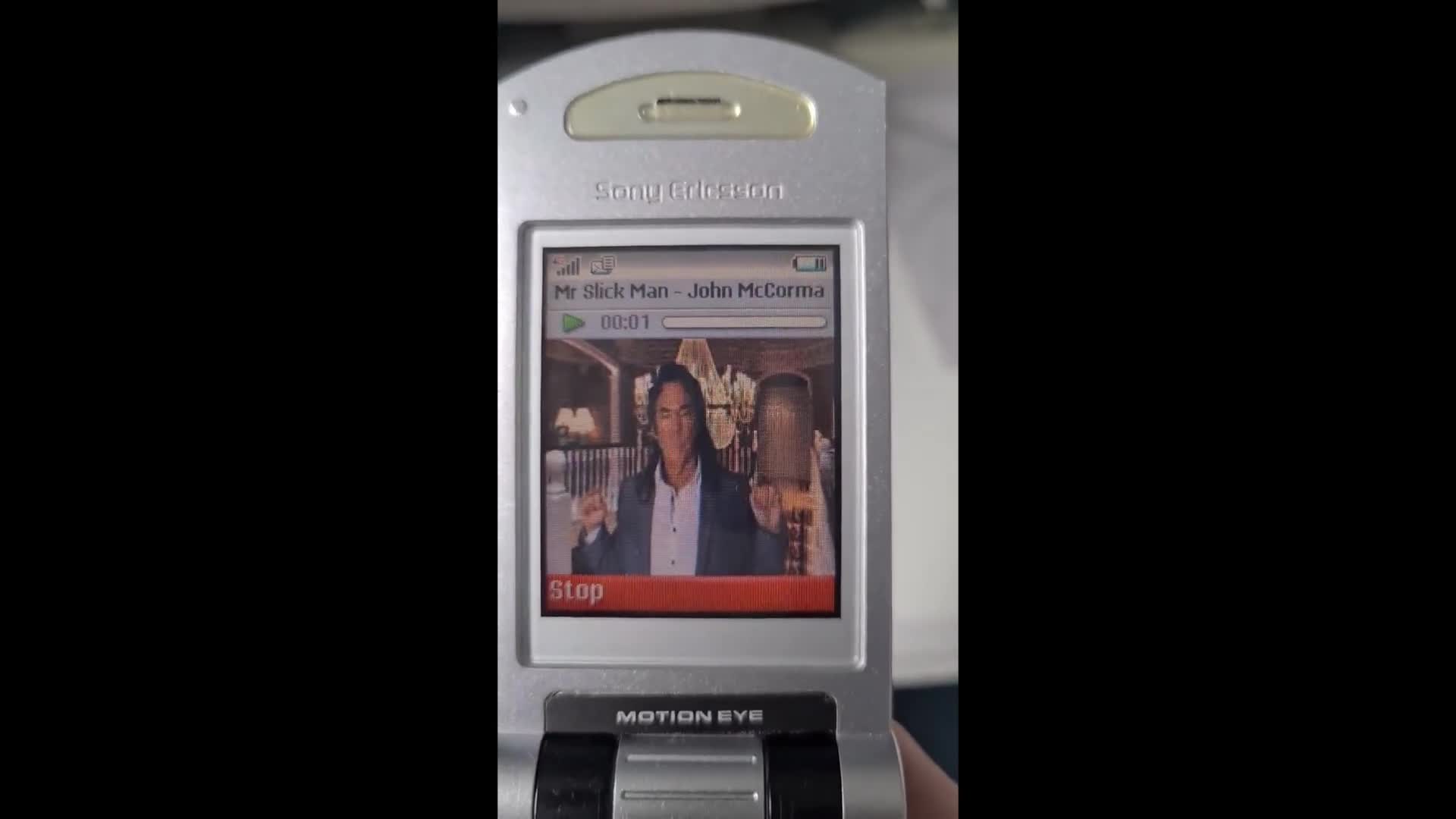 Sony Ericsson V800 (2004)
