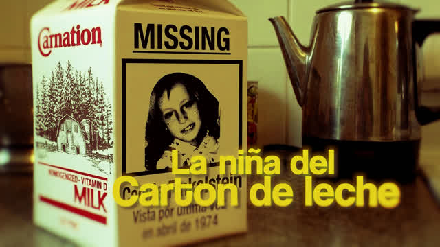 Encontró su PROPIA cara en un cartón de leche de DESAPARECIDO